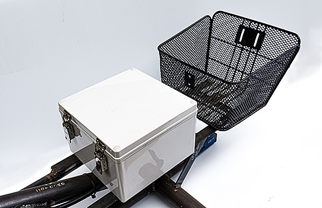 SIDE BY SIDE E-TRIKE STORAGE BOX AND BASKET